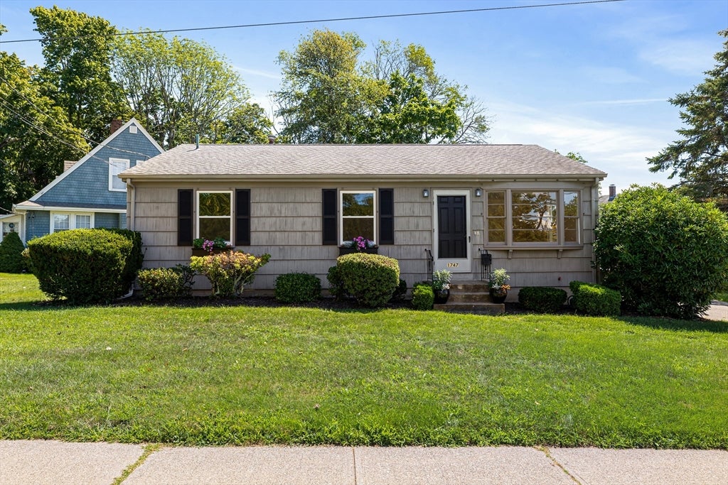 1747 Highland Avenue, Fall River, MA Photo #1