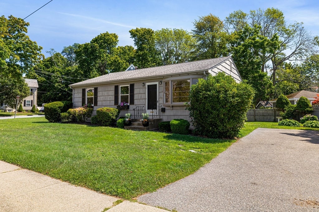 1747 Highland Avenue, Fall River, MA Photo #3