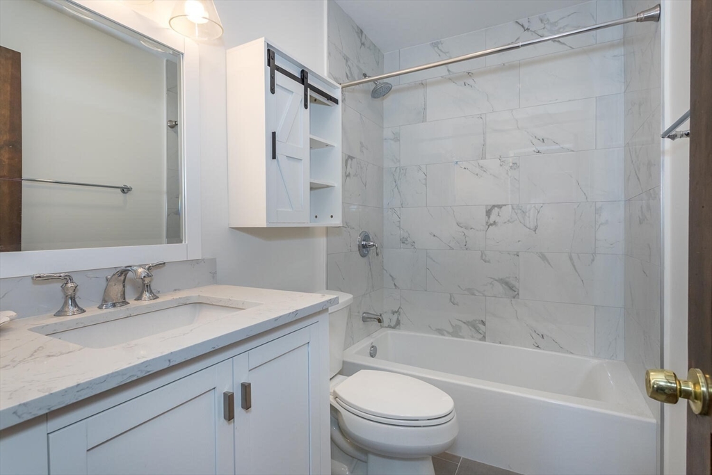 52 Rosewood Dr #52, Stoughton, MA Photo #11