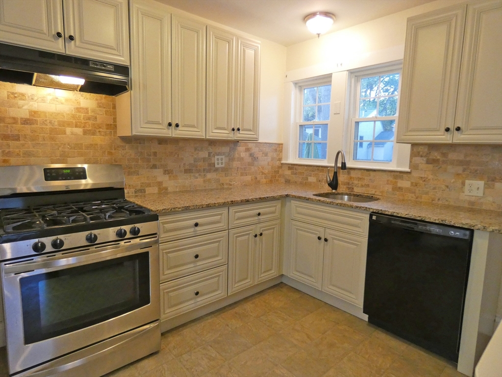 59-61 Athelstane Rd #59, Newton, MA, 59-61 Athelstane Rd #59, Newton, MA Photo #1