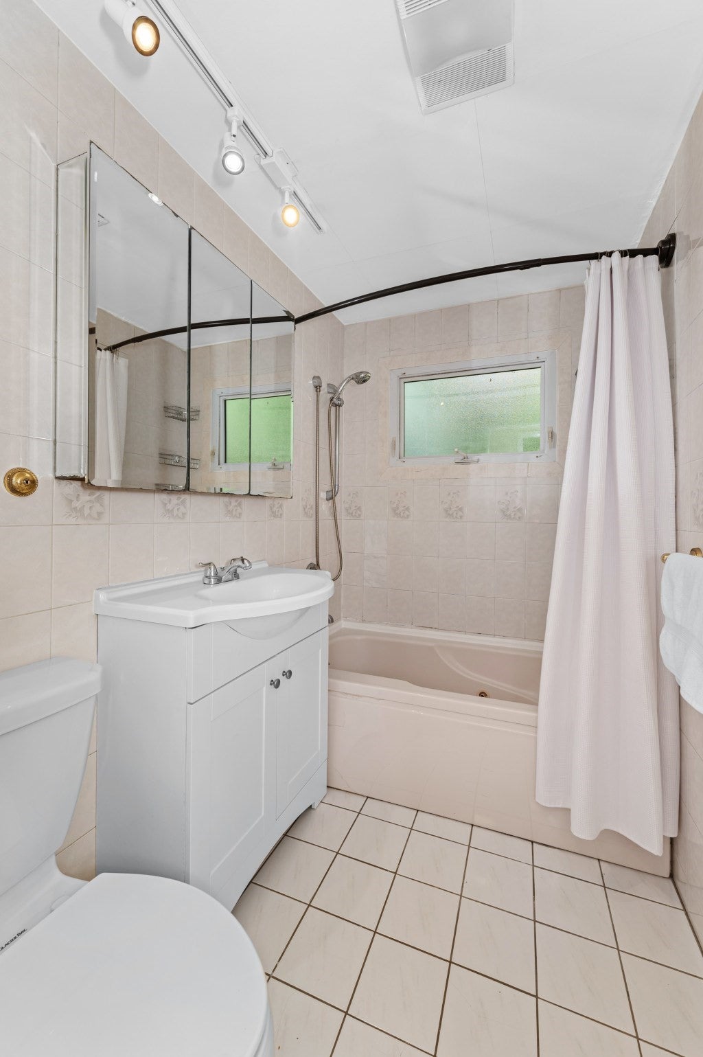 191 Kenrick St, Boston, MA Photo #19