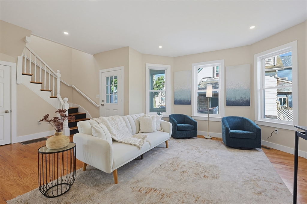 26 Pleasant St