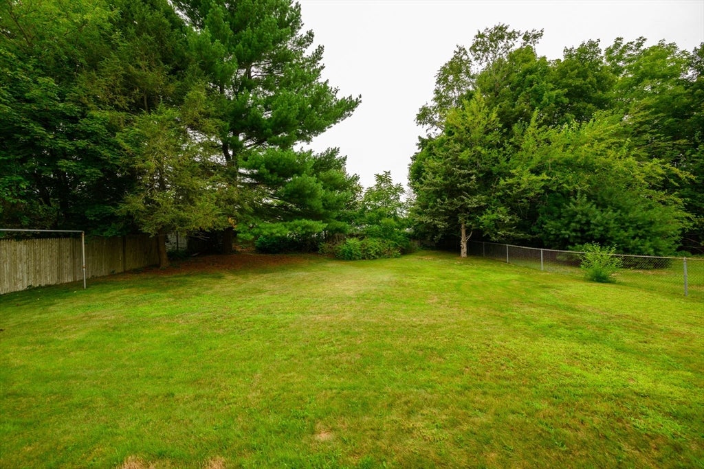17 Woodlawn Ave, Holbrook, MA, 17 Woodlawn Ave, Holbrook, MA Photo #31