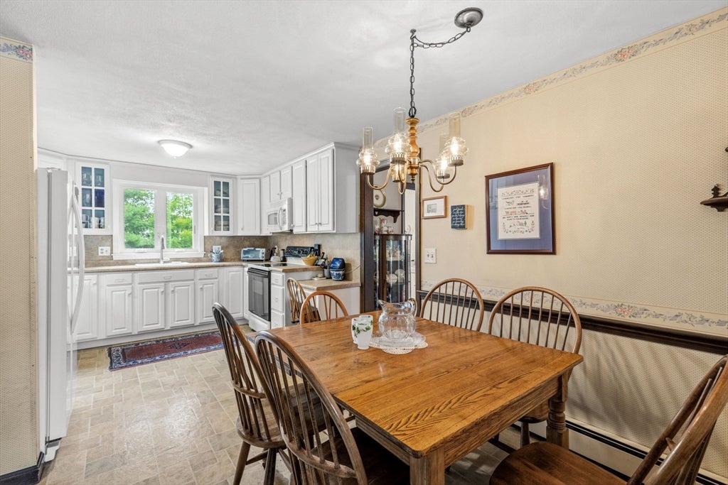 17 Woodlawn Ave, Holbrook, MA, 17 Woodlawn Ave, Holbrook, MA Photo #13