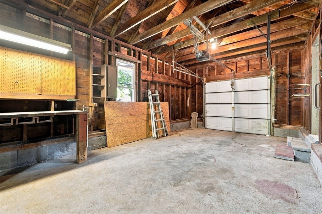 331 Valley View Dr, Westfield, MA, 331 Valley View Dr, Westfield, MA Photo #26