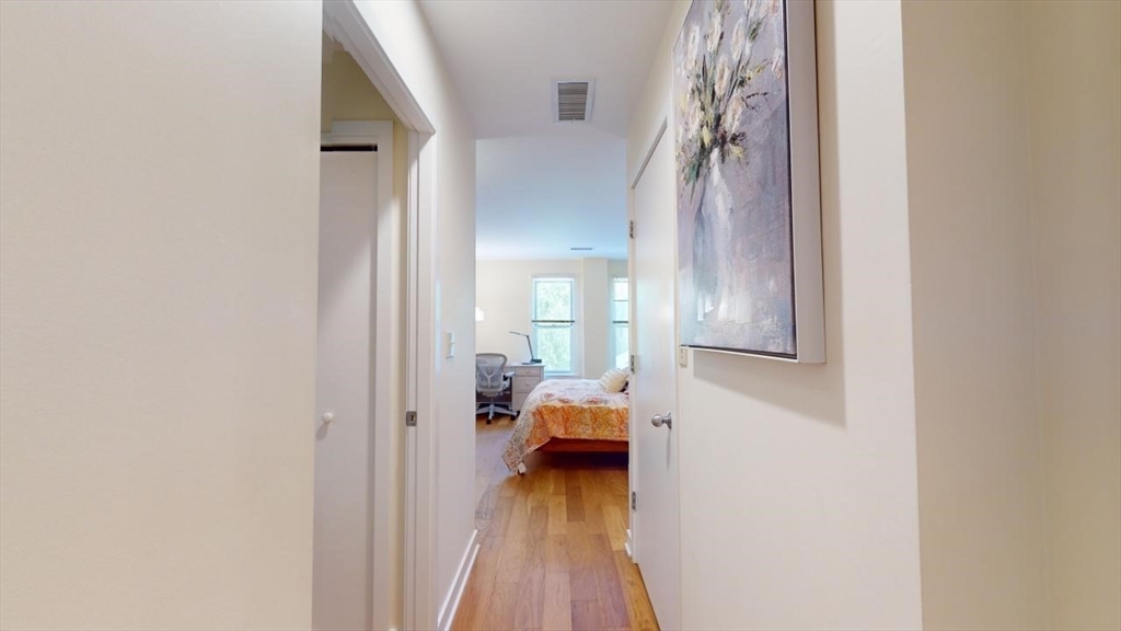 20 Chestnut St #304, Cambridge, MA Photo #7