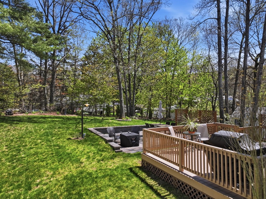 10 Horseshoe Lane, Clinton, MA Photo #38