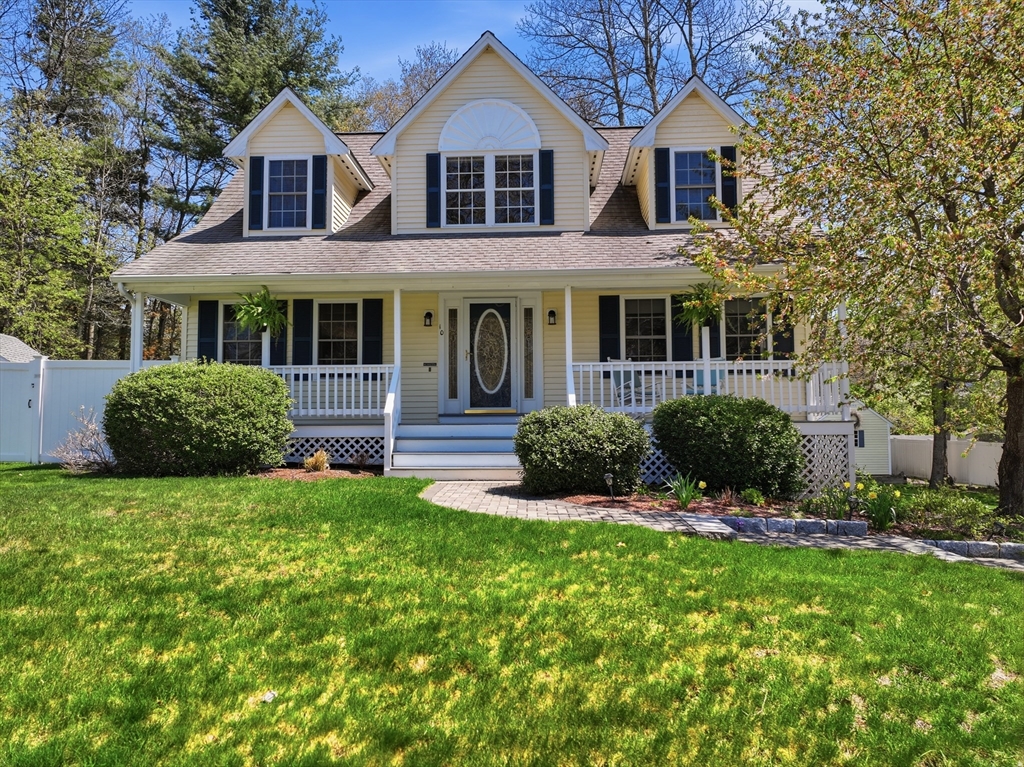 10 Horseshoe Lane, Clinton, MA Photo #1