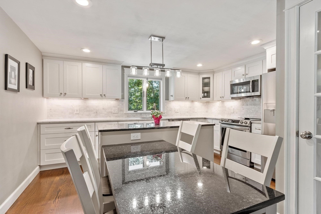 1 Riverview Ave