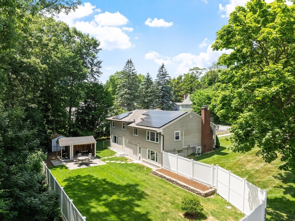 1 Riverview Ave