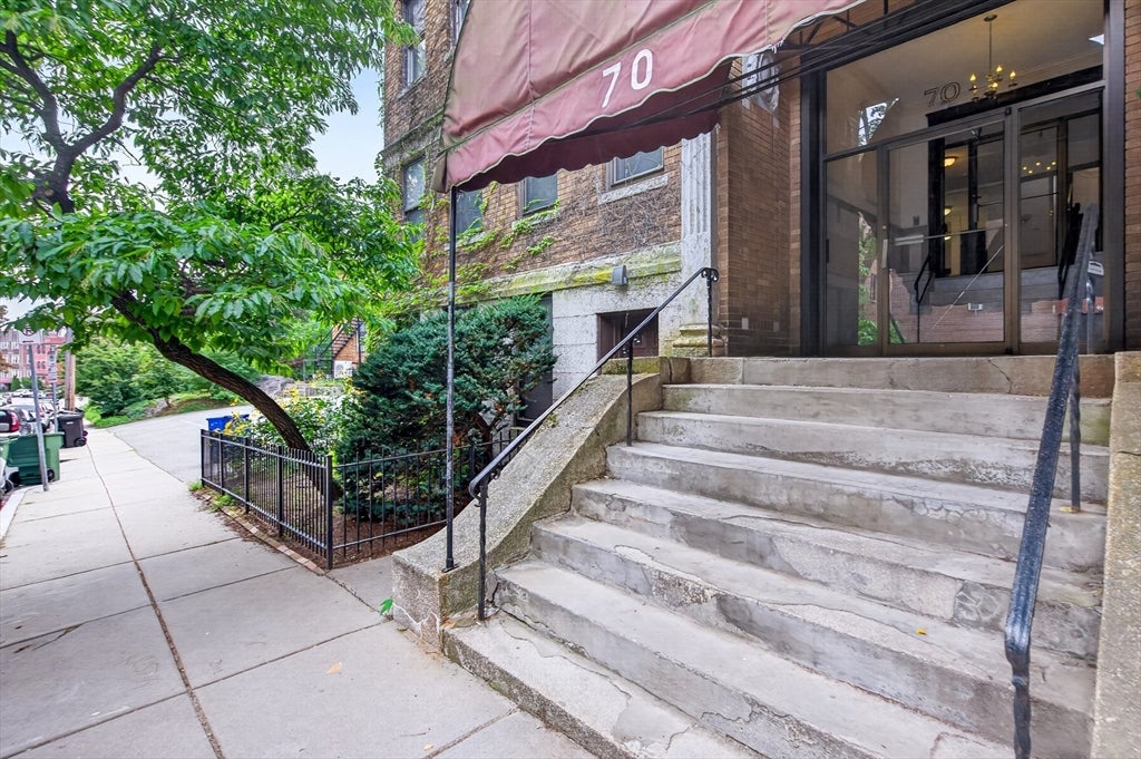 70 Strathmore Road #10B, Boston, MA Photo #27