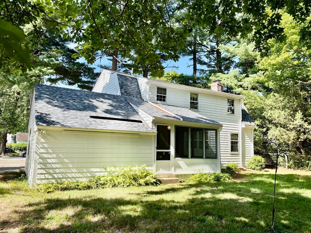 15 Richards St