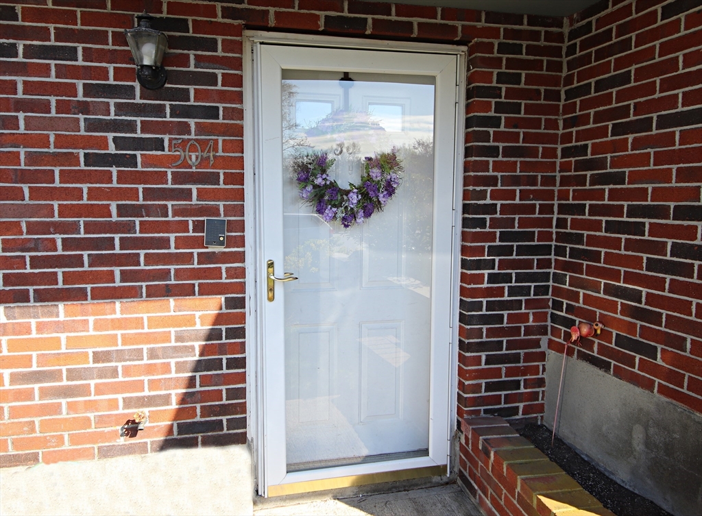 504 Reynolds Drive 504