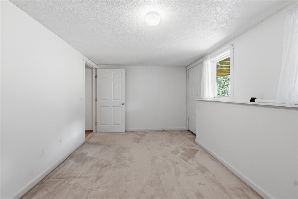 84 Camelot Drive #84, Worcester, MA Photo #33