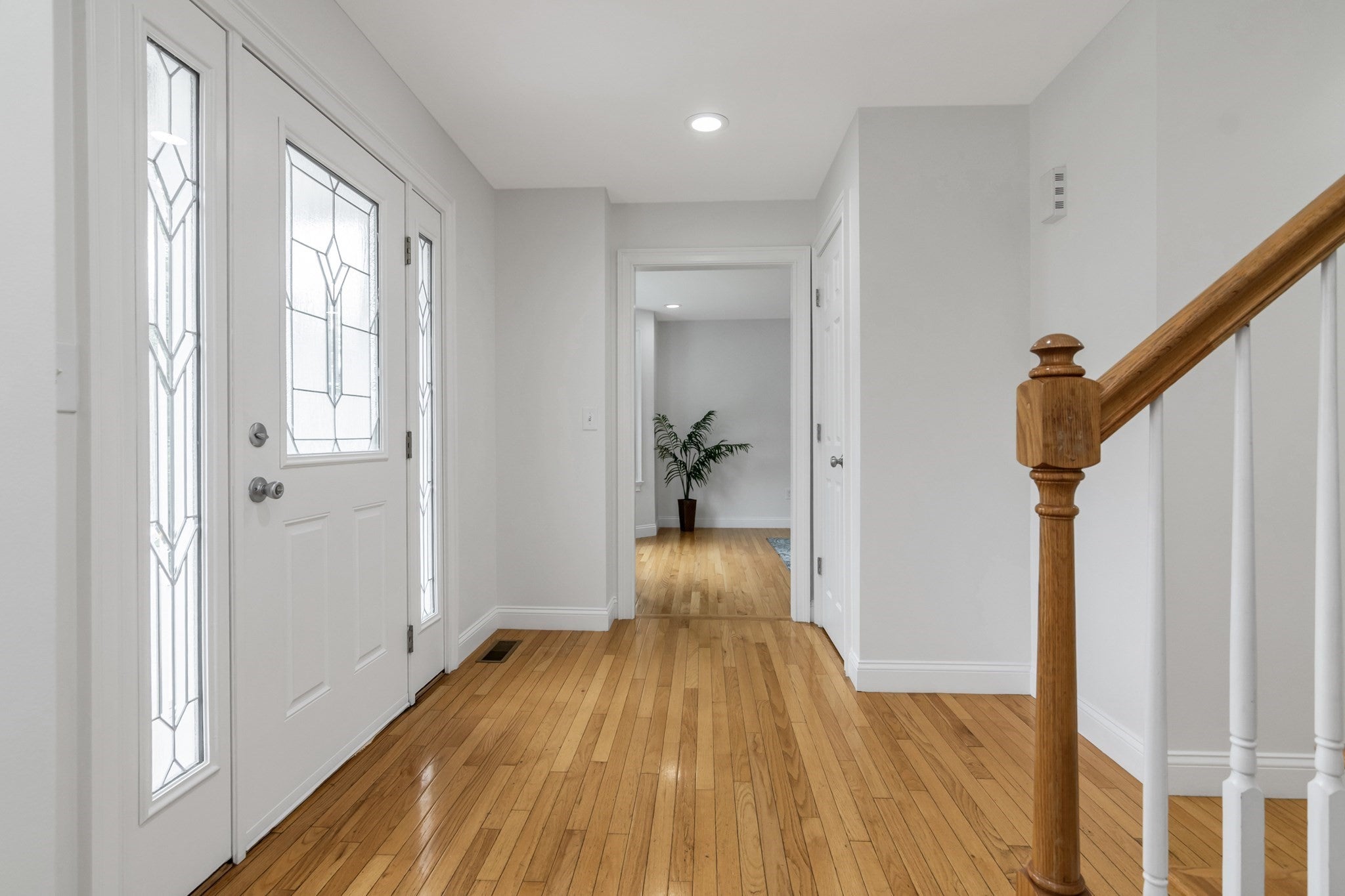 1 Kerrigan Way, Woburn, MA Photo #2