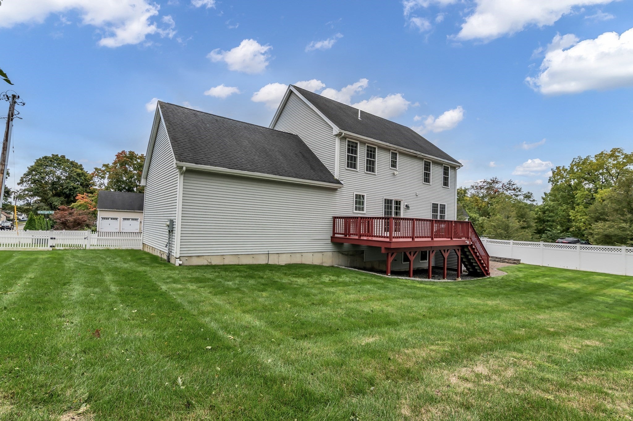 1 Kerrigan Way, Woburn, MA Photo #23