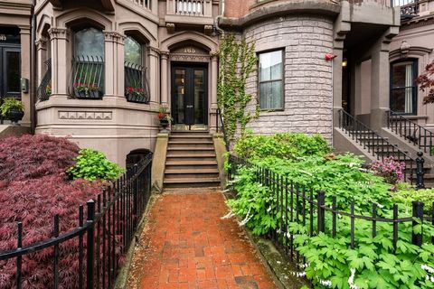 Photo of 165 Beacon Street #2, Boston, MA 02116 (MLS # 73519967)