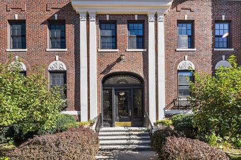 15-17 James St 2 Brookline MA 02446