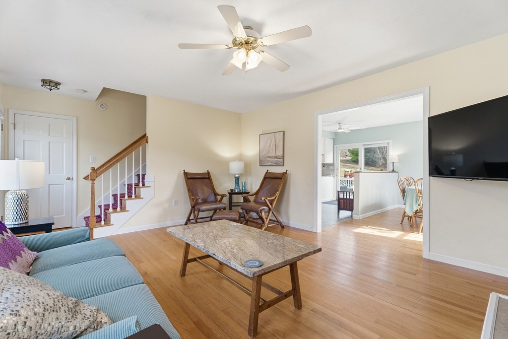 189 General Hobbs Rd