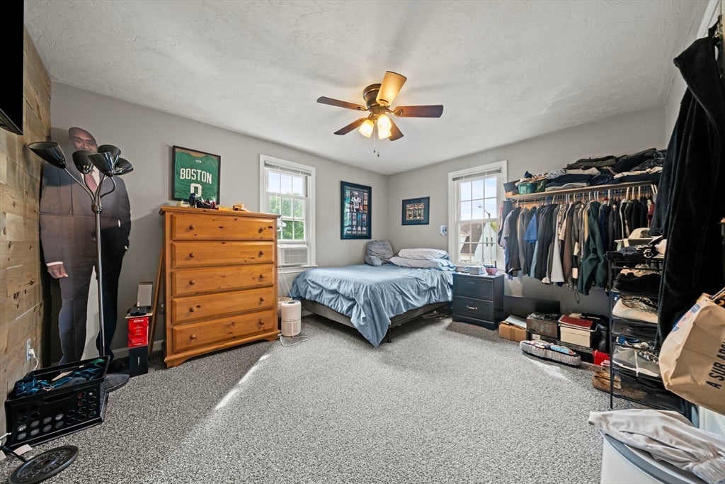 21 Corinth DR, Worcester, MA Photo #24