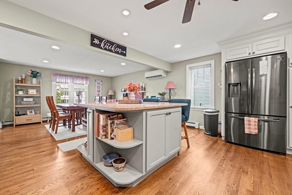 21 Corinth DR, Worcester, MA Photo #9