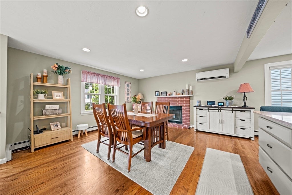 21 Corinth DR, Worcester, MA Photo #10
