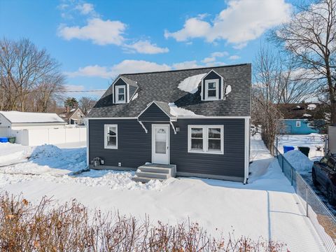 297 Breckwood Blvd Springfield MA 01109