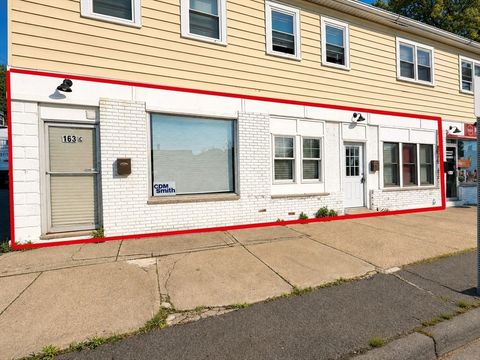 Photo of 163 Lincoln Avenue #C, Saugus, MA 01906 (MLS # 73519964)