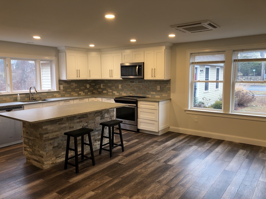 142 Parker Street 3