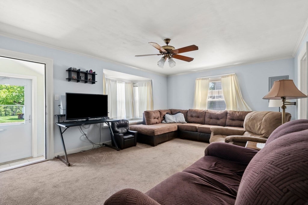 434 Eldridge St, Fall River, MA Photo #11