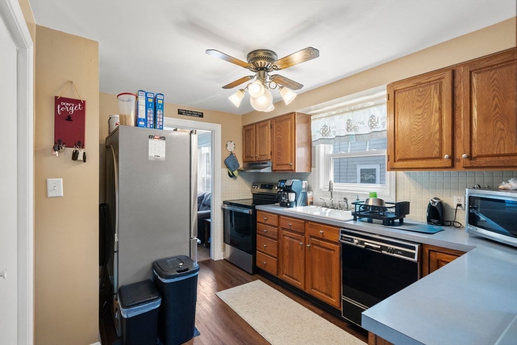 434 Eldridge St, Fall River, MA Photo #15
