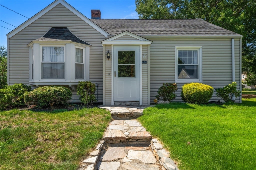 434 Eldridge St, Fall River, MA Photo #4