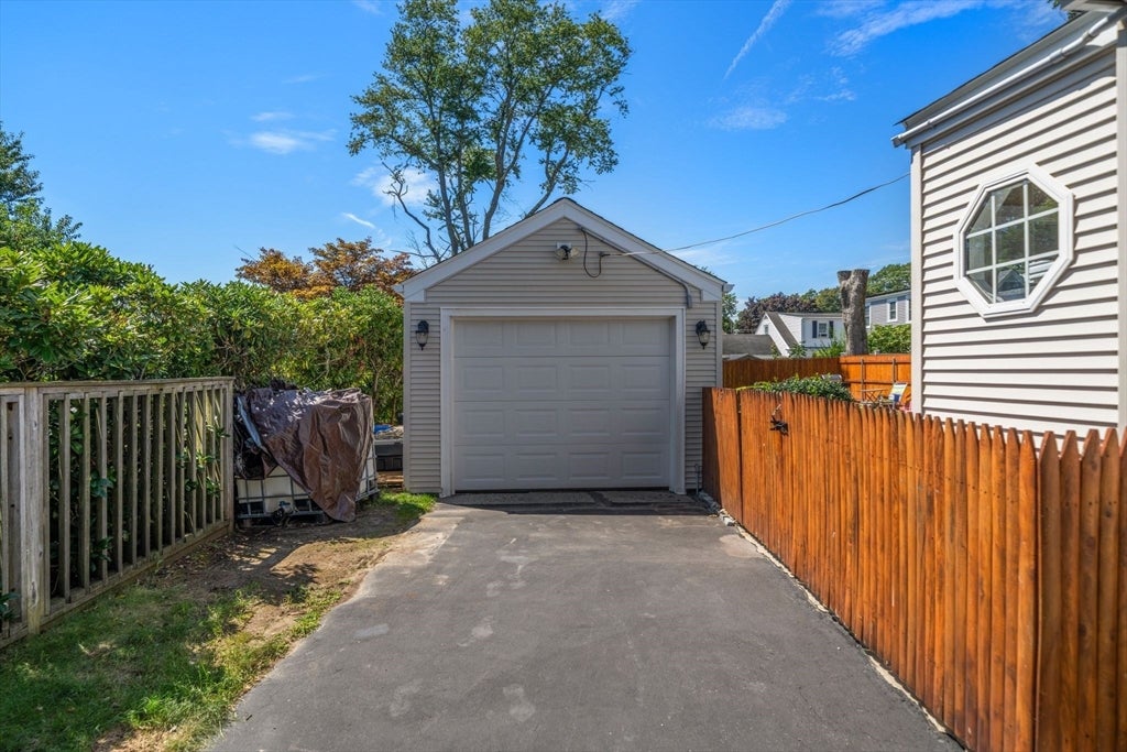 434 Eldridge St, Fall River, MA Photo #6