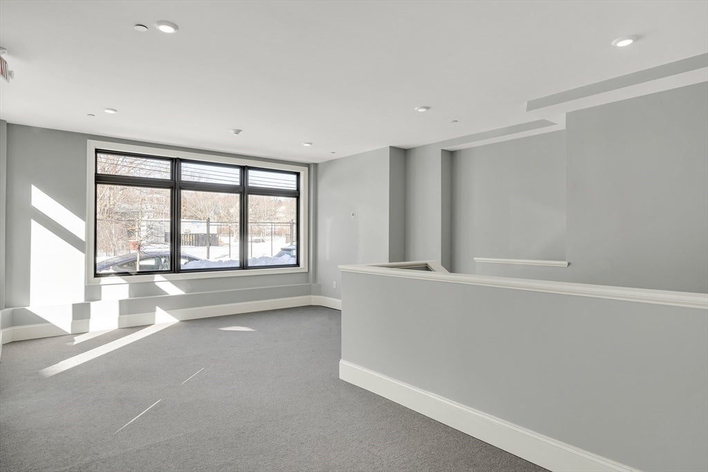 120 Brookside C1