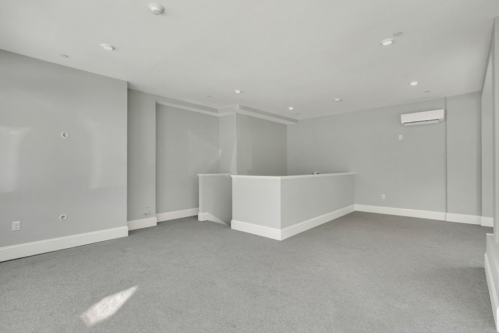 120 Brookside C1