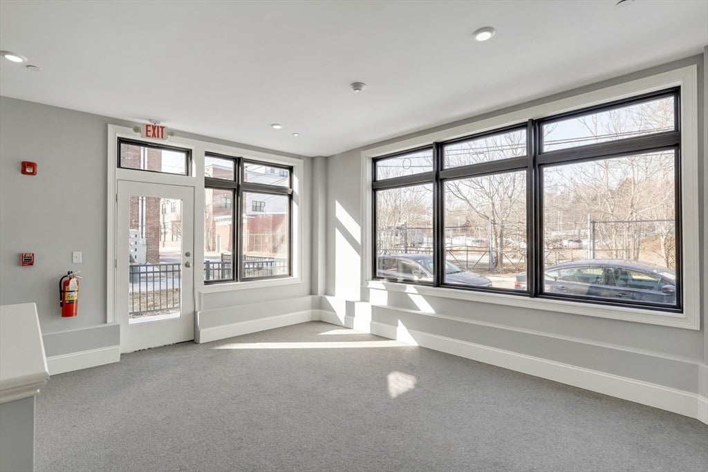 120 Brookside C1
