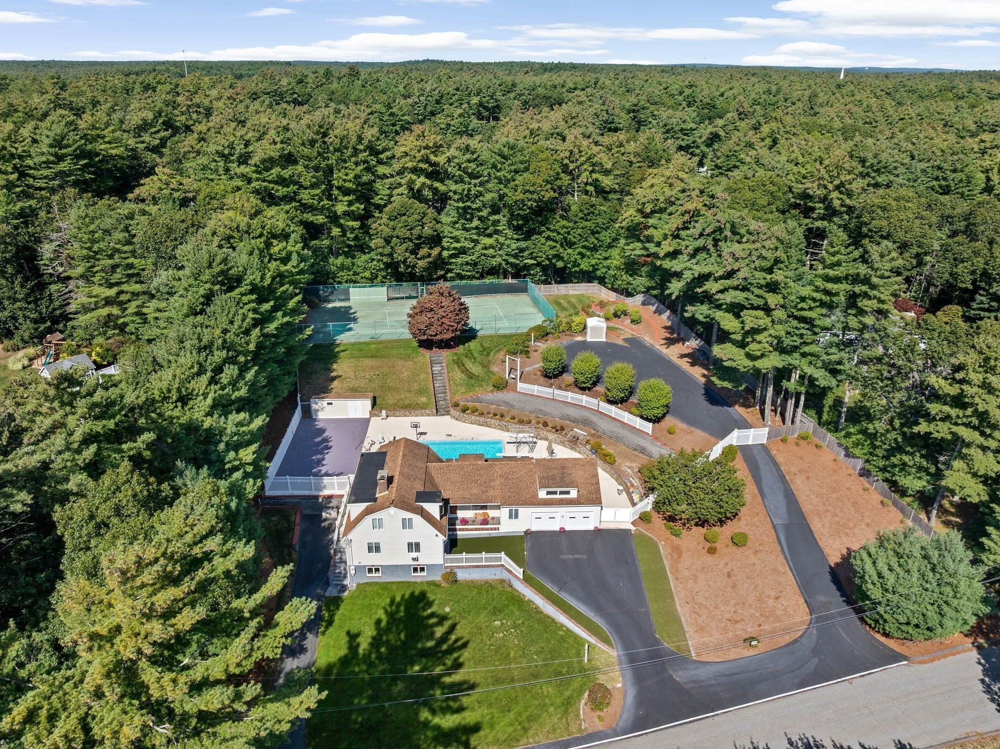 18 James Rd