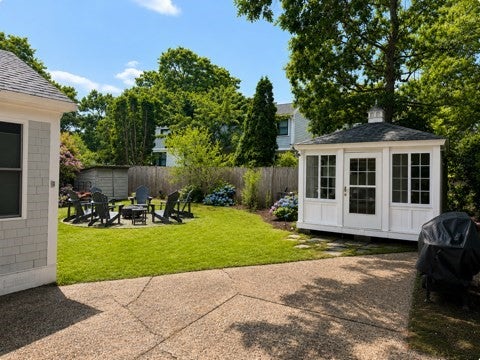 74 Monahansett Rd