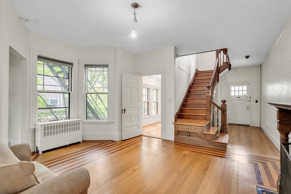 Photo of 16 Harris St, Brookline, MA