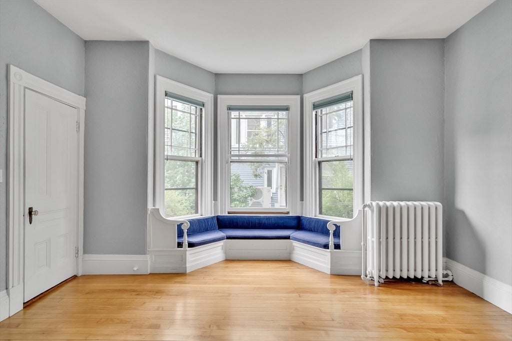 16 Harris St, Brookline, MA, 16 Harris St, Brookline, MA Photo #3