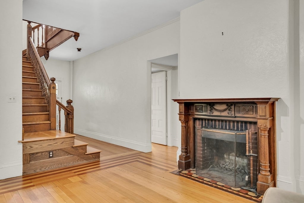 16 Harris St, Brookline, MA, 16 Harris St, Brookline, MA Photo #2