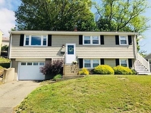 Click for 116 Upton Rd, Waltham, MA slideshow Click for 116 Upton Rd, Waltham, MA slideshow