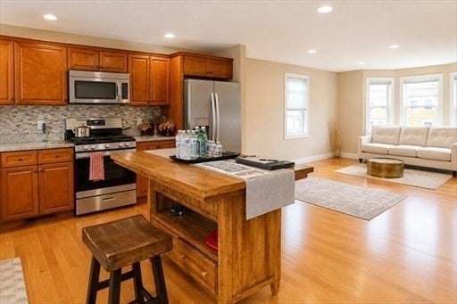 82 Franklin St #82, Haverhill, MA, 82 Franklin St #82, Haverhill, MA Photo #5
