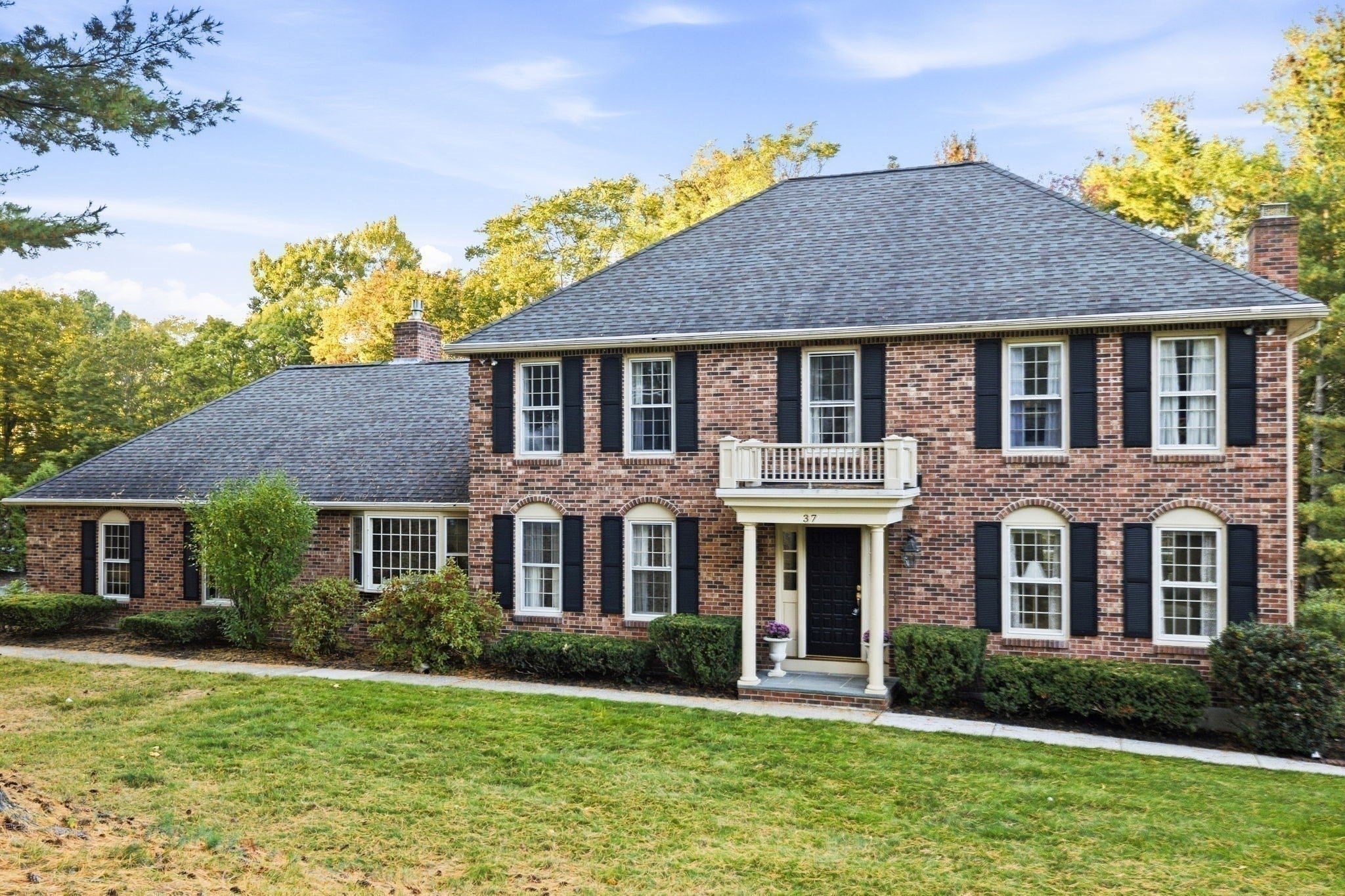37 Smithshire Est, Andover, MA, 37 Smithshire Est, Andover, MA Photo #2