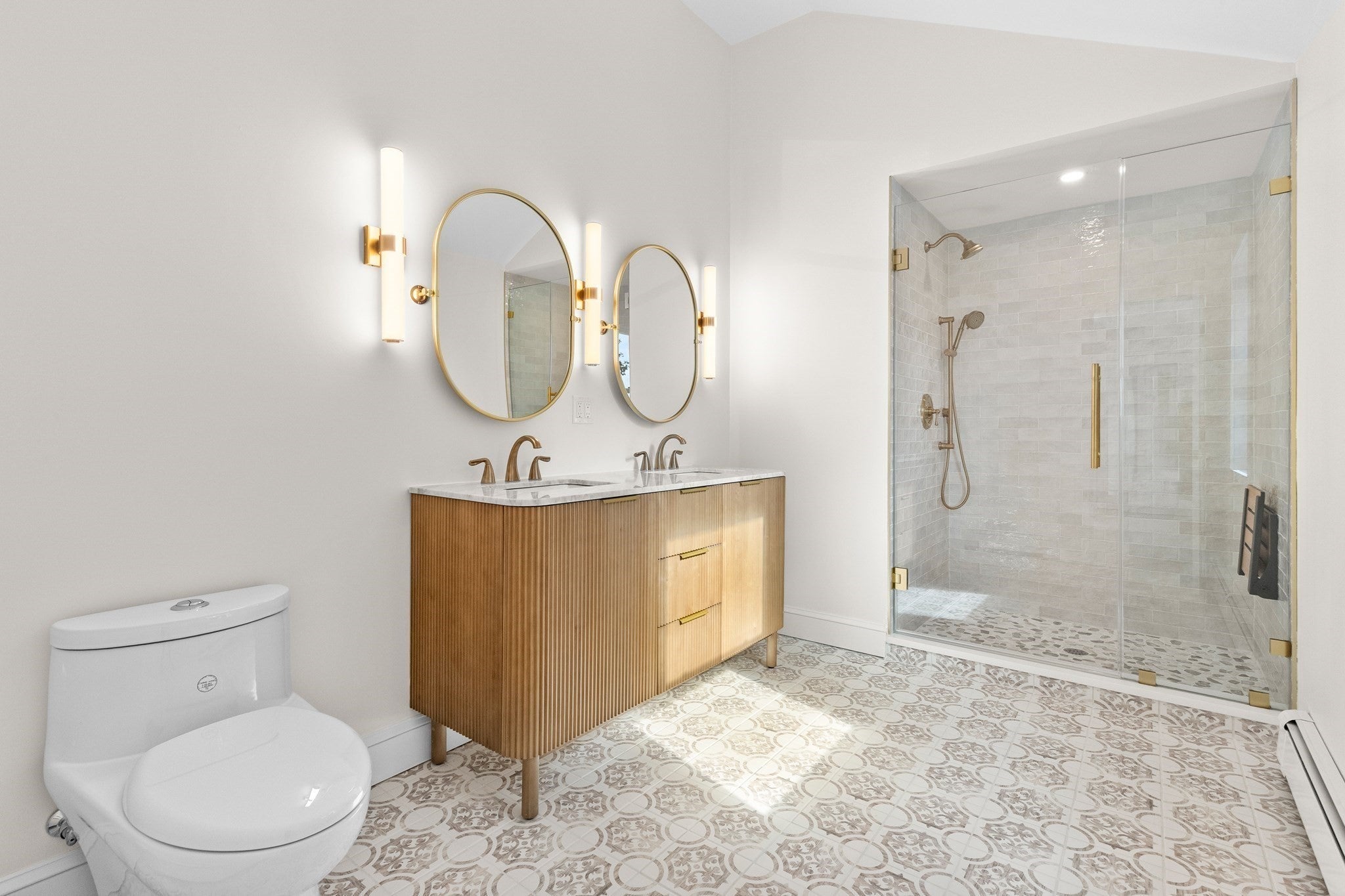 16 Reynard Street #2, Gloucester, MA Photo #20