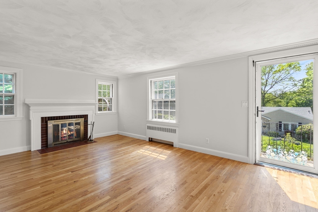 31 Whitman Avenue