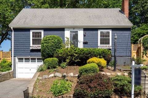 31 Whitman Avenue Melrose MA 02176