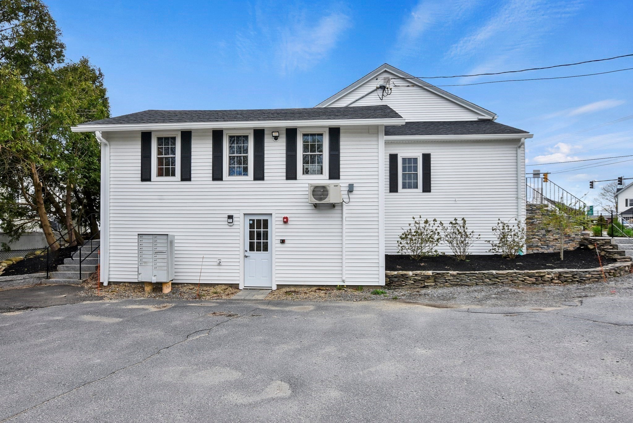 3 Lancaster Ave 2