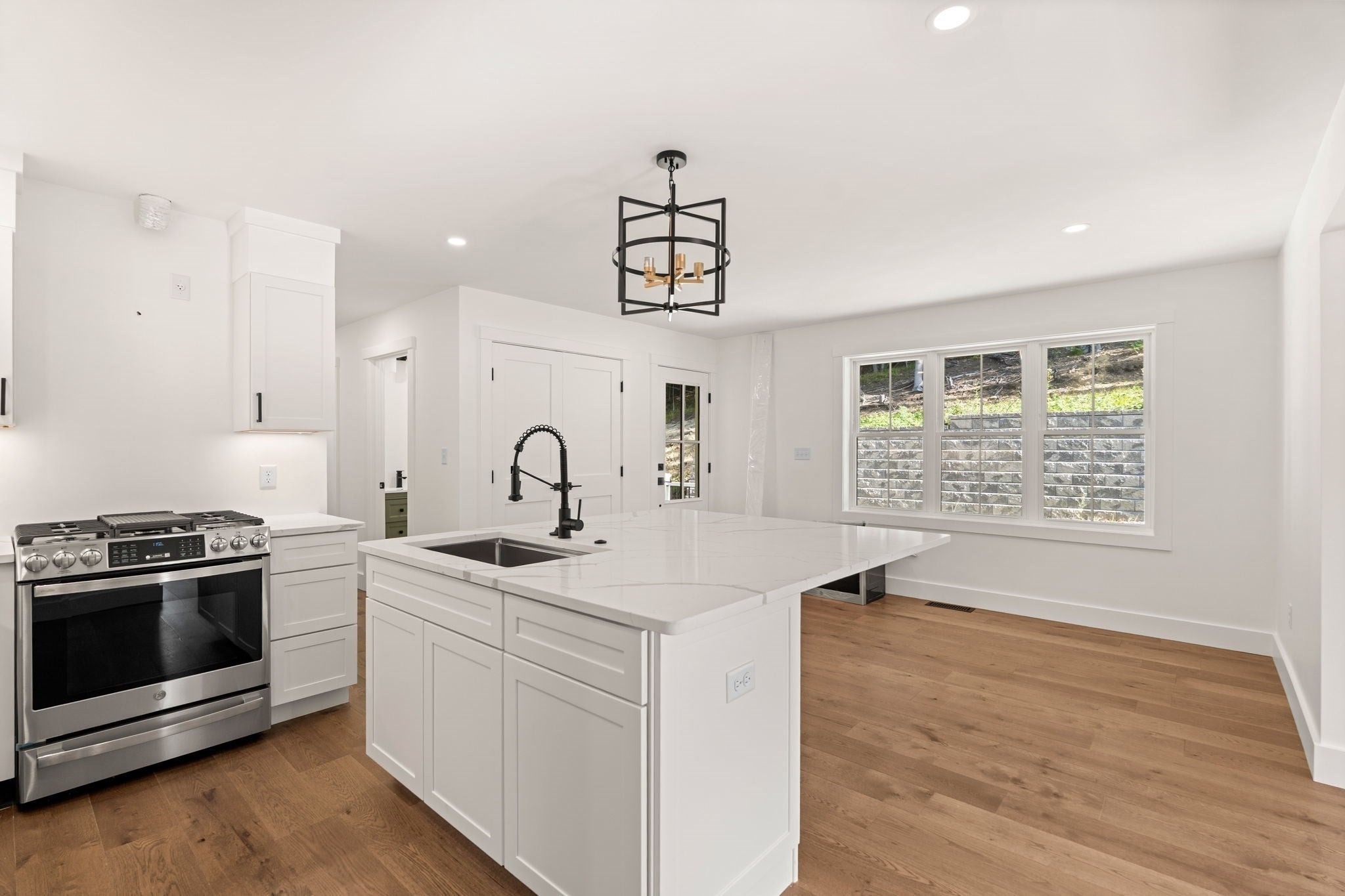 30 Belvidere Road, Haverhill, MA, 30 Belvidere Road, Haverhill, MA Photo #5