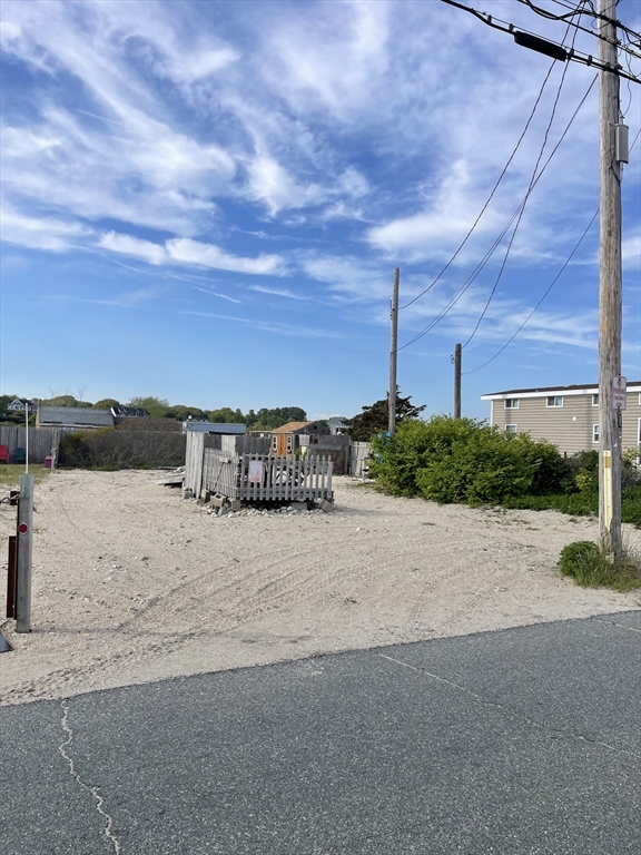 49 East Beach Rd